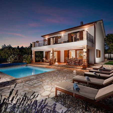 Villa Sara - Perfect Family Holiday Brzac Luaran gambar
