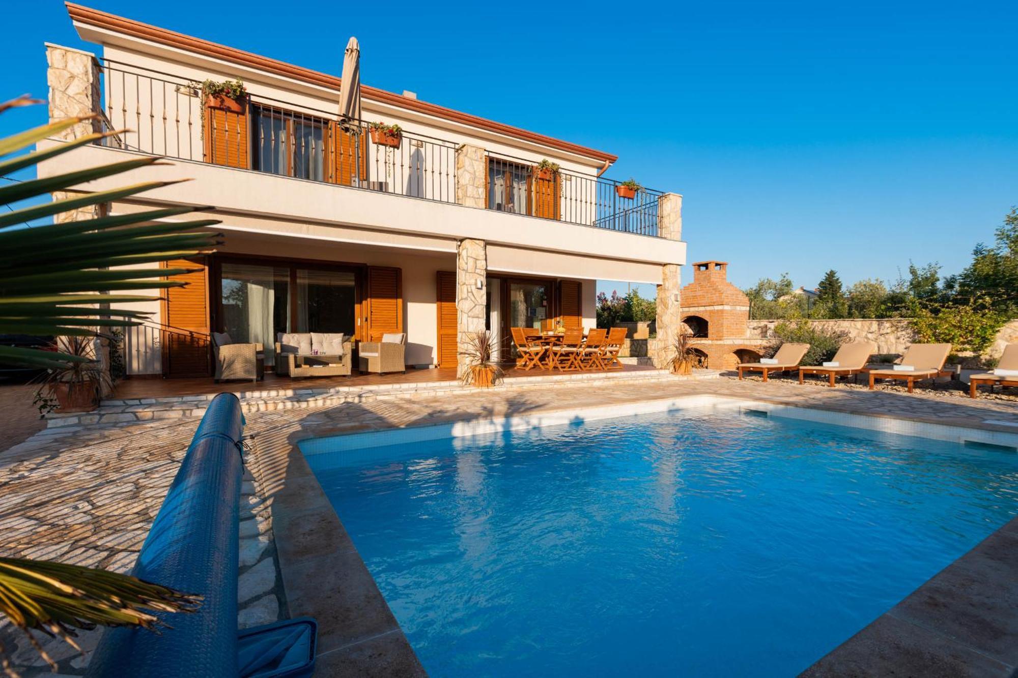 Villa Sara - Perfect Family Holiday Brzac Luaran gambar
